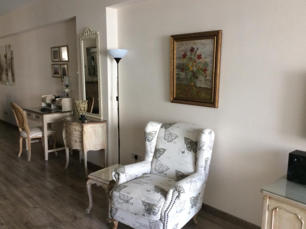 The Central Suites Nicosie Extérieur photo